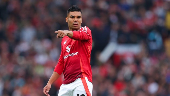 Casemiro: Pilar Gelandang Bertahan Dunia Sepak Bola